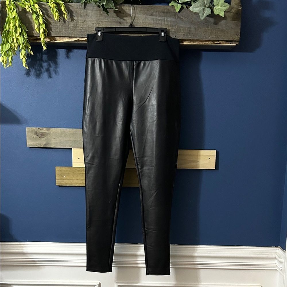 ASSETS BY SPANX Black High-Waisted Faux Leather Pants 1X NWOT (never worn)